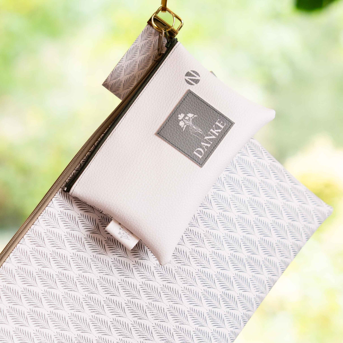 Office Set Flower Bloom