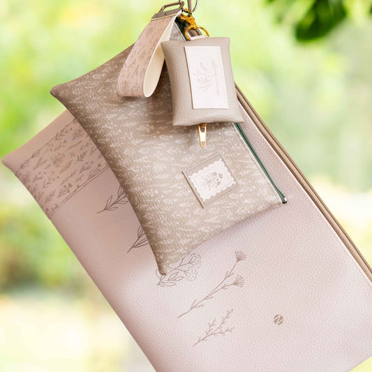 Office Set Flower Bellis