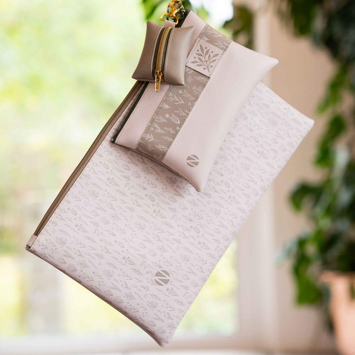 Office Set Flower Bellis