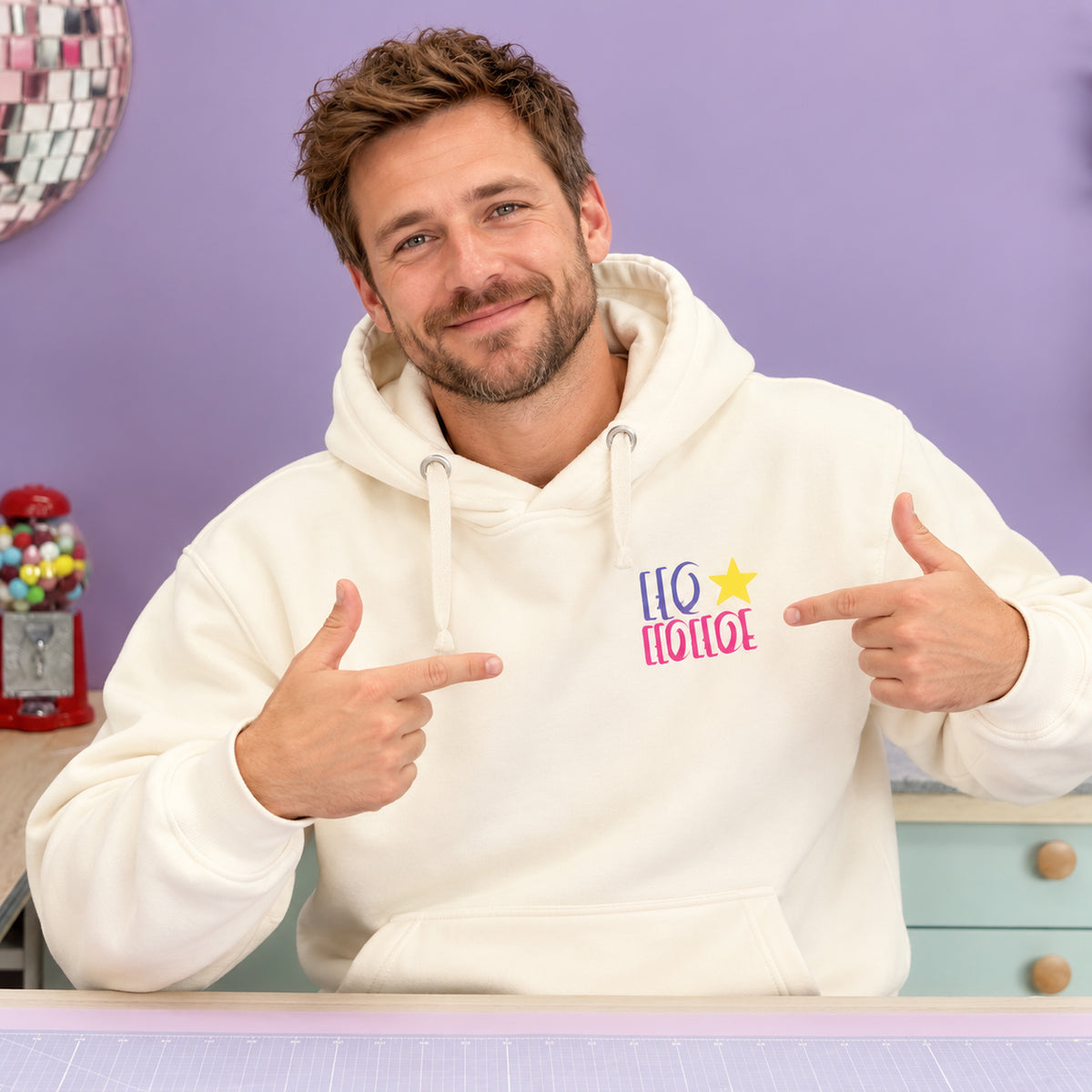 VORBESTELLUNG DIY Eule Weihnachts Hoodie Herr Nussknacker 84153