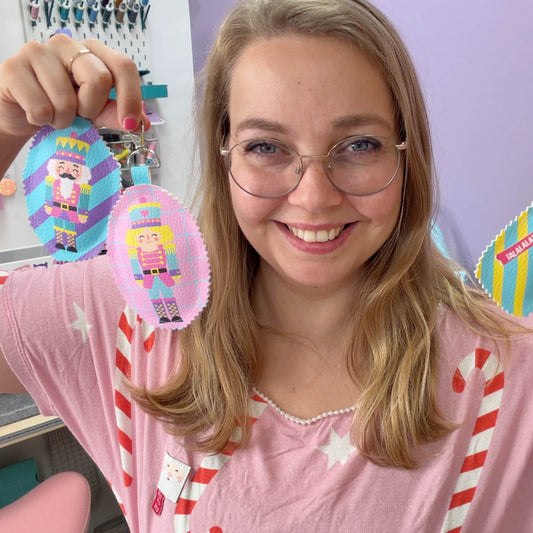 VORBESTELLUNG DIY Eule Taschengebömsel Frau Nussknacker